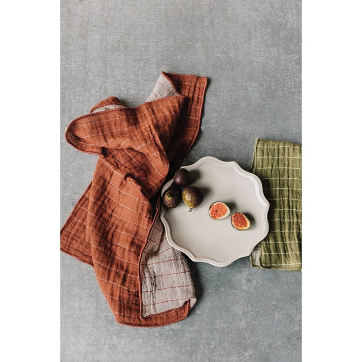 Cinnamon Stick napkins shown unfolded to display the full weave – PABOOM