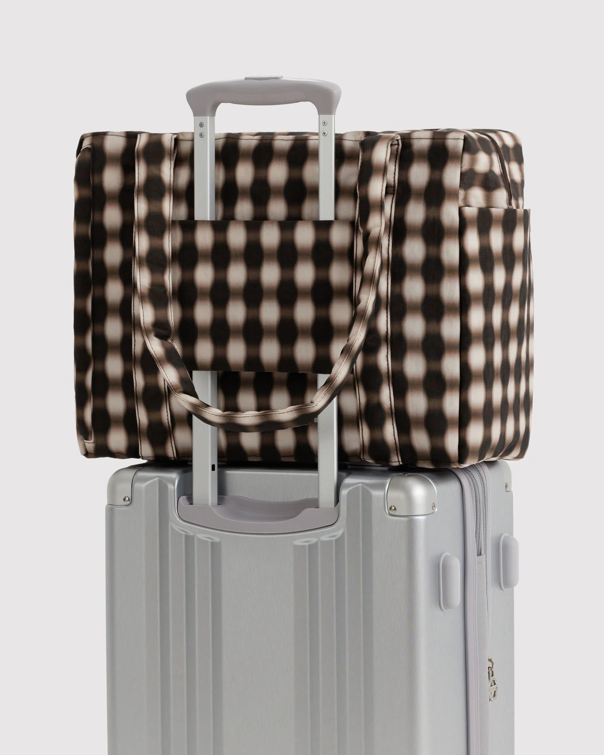 BAGGU Small Cloud Carry-On - Blurred Gingham Brown