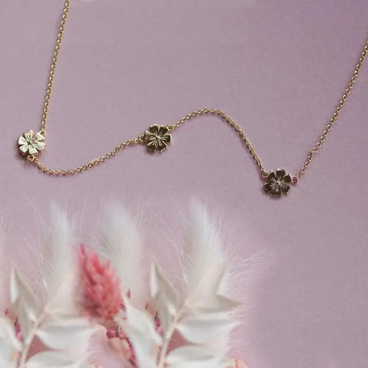 Triple Daisy Chain Necklace Gold