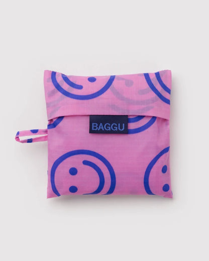 Standard Baggu Pop Pink Happy strap and hardware detail - PABOOM