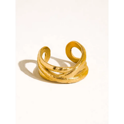 Flânerie by MAIQ - Corlisse 18K Gold Non-Tarnish Textured Crossover Ring 8 / Yellow