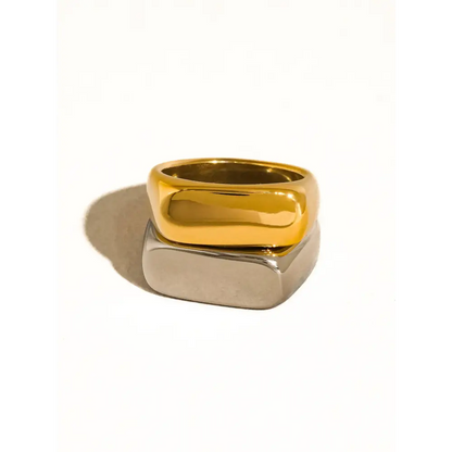 Flânerie by MAIQ - Glayce 18K Gold Non-Tarnish Classic Signet Ring Yellow