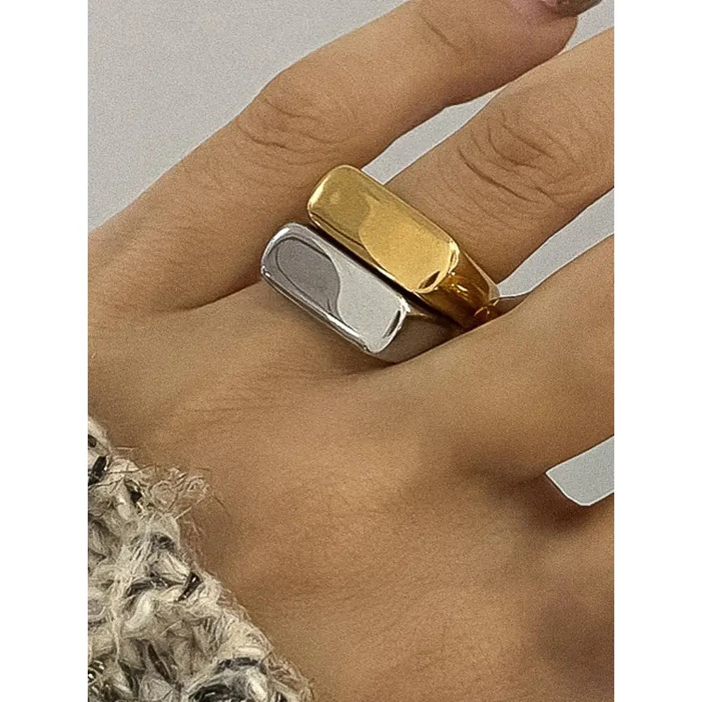 Flânerie by MAIQ - Glayce 18K Gold Non-Tarnish Classic Signet Ring Yellow