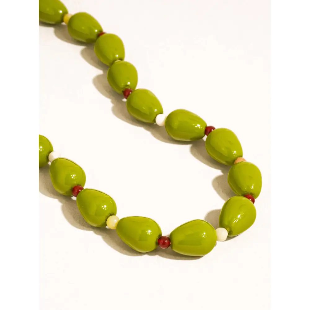 Flânerie by MAIQ - Olivie Retro Chunky Vintage Olive Beaded Necklace Green
