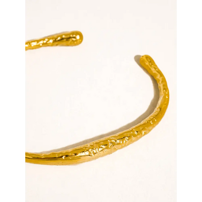 Flânerie by MAIQ - Ruvic 18K Gold Non-Tarnish Textured Open Cuff Bracelet Yellow