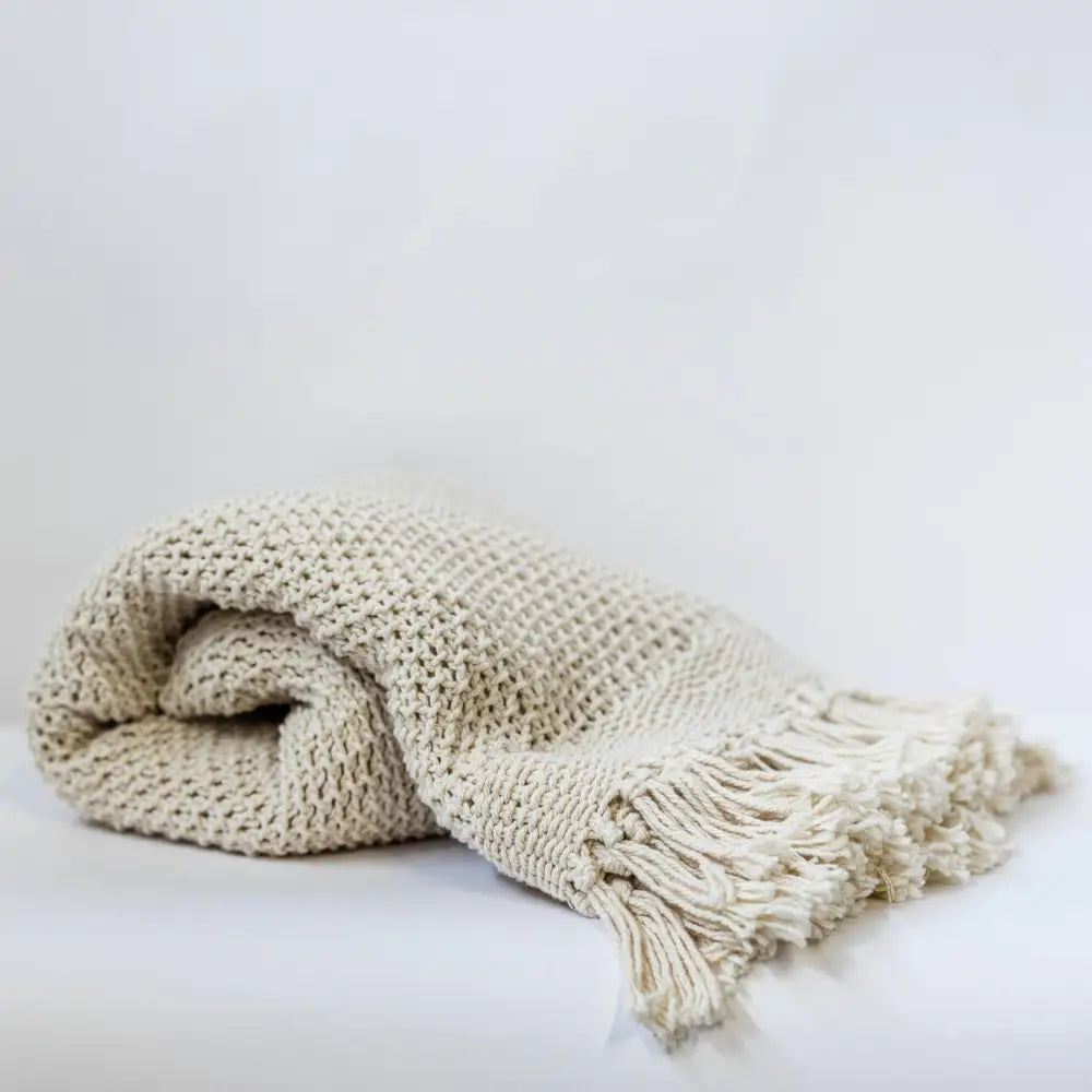 Forpost Trade Inc - Knitted Cream Cotton Throw