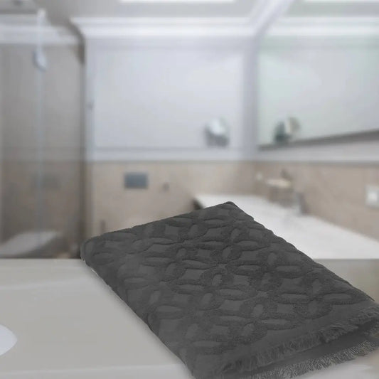 IH Casa Decor - Avery Bath Towel 27’’ X 50’’ Black