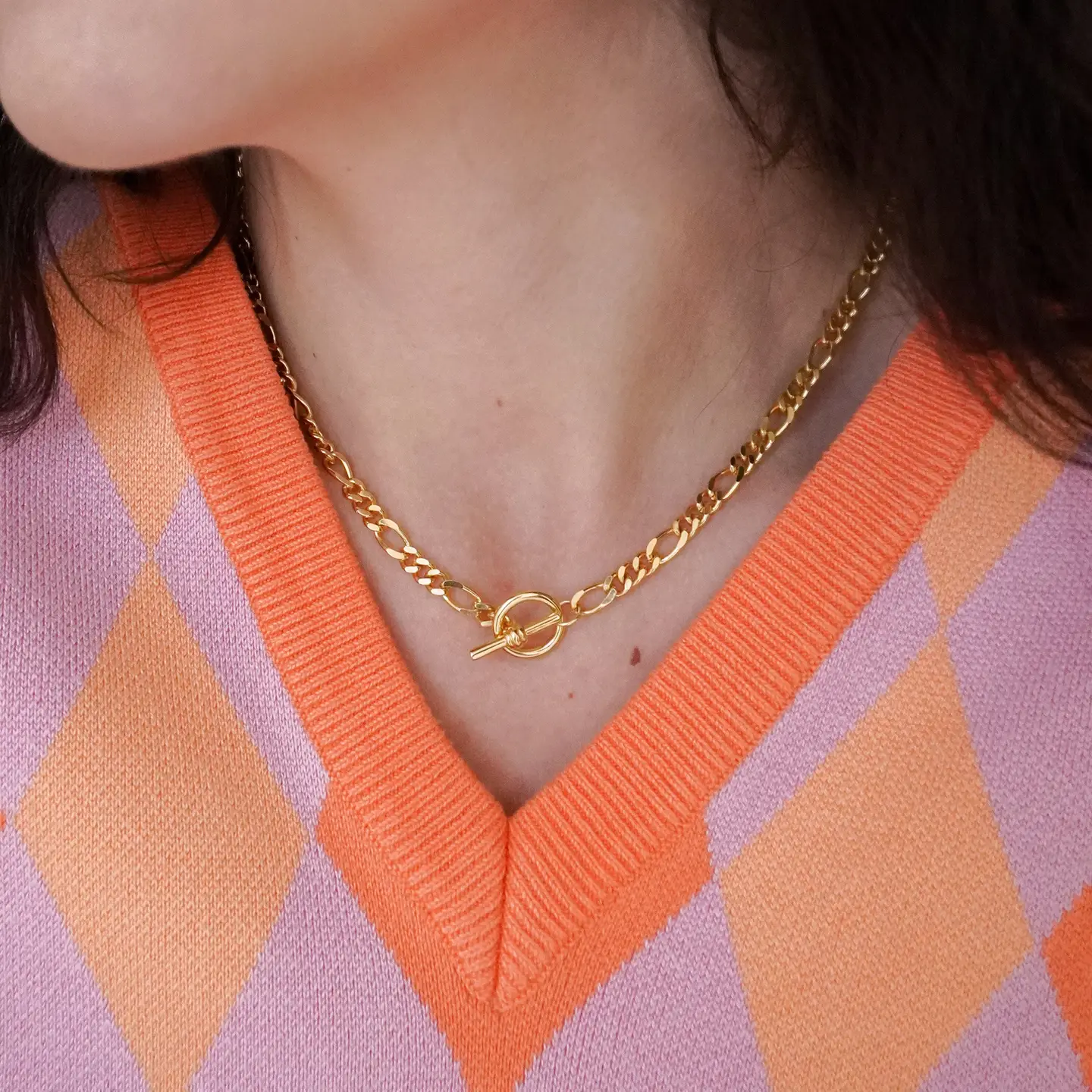 T-Bar Figaro Chain Necklace Gold