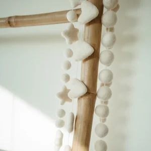 Felt Pom Pom Garland White