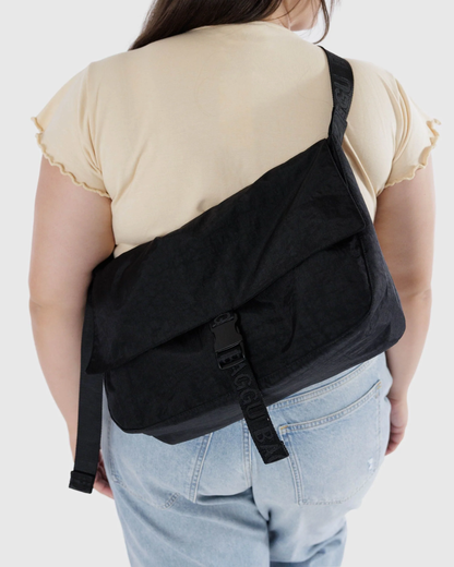 Nylon Messenger Bag Black