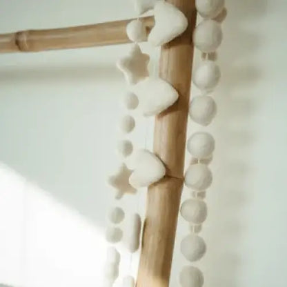 Felt Pom Pom Garland White - PABOOM
