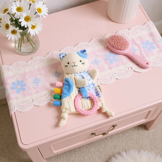 Itzy Ritzy Canada - Bitzy Crinkle™ Sensory Toy With Teether: Kitty