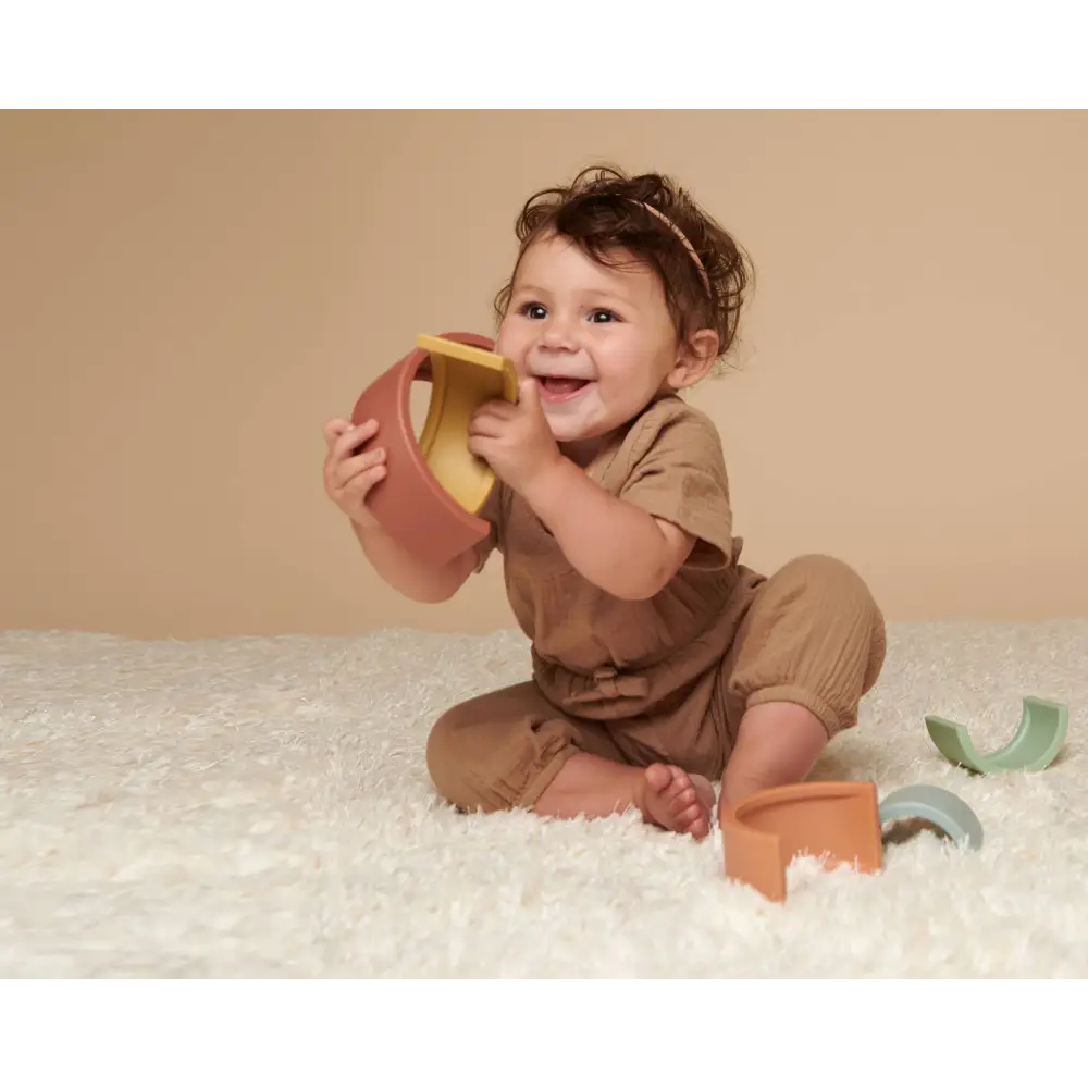 Itzy Ritzy Canada - Rainbow™ - stacking toy