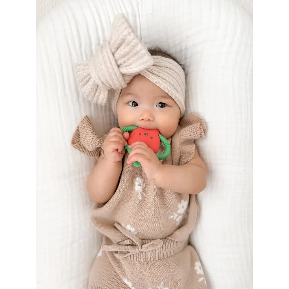 Itzy Ritzy Canada - Strawberry Chew Crew®