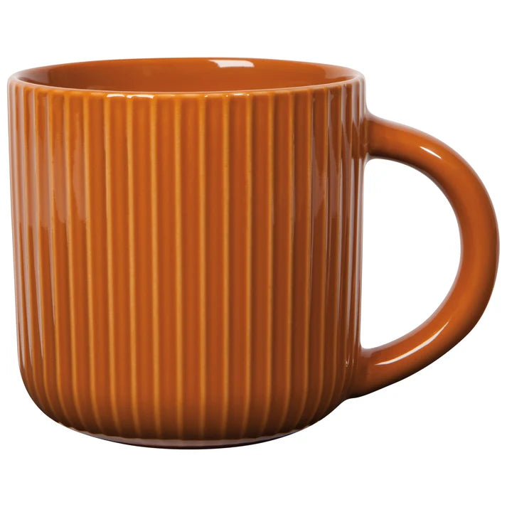 Warm burnt-orange fluted stoneware mug with vertical ribbing and a rounded handle – PABOOM