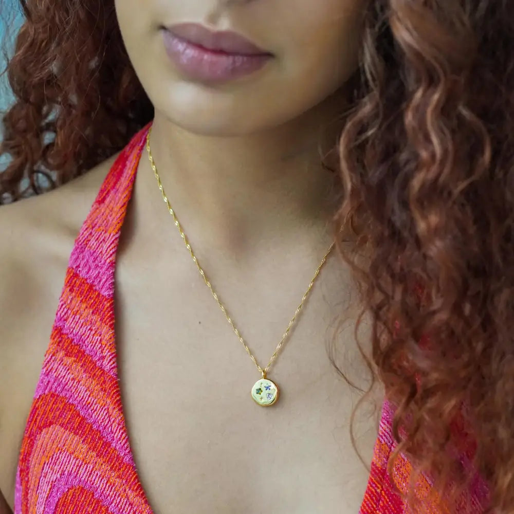 Jewelled Dreams Disc Necklace - Gold