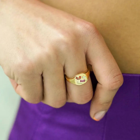 Junk Jewels Ltd - Heartbreaker Gemstone Signet Ring