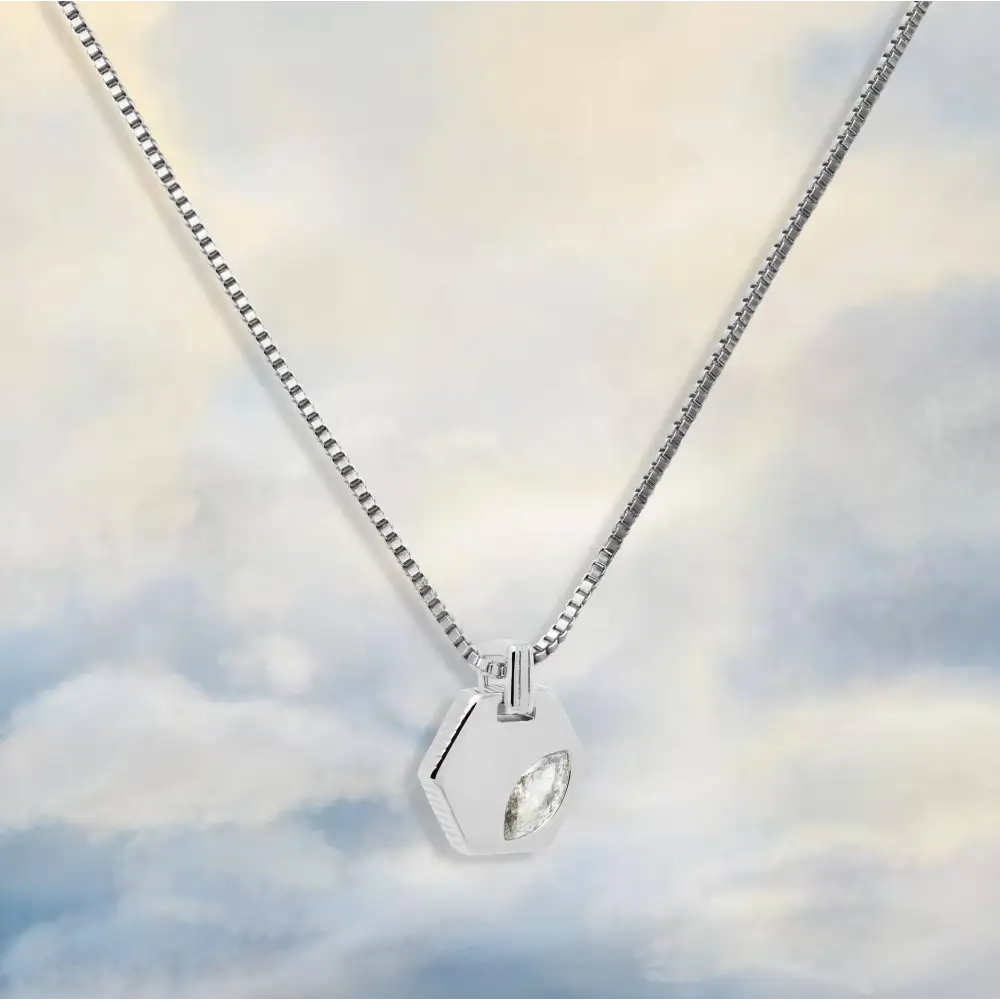 Junk Jewels Ltd - Hexagonal Charm Jewelled Necklace Gold