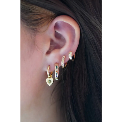 Junk Jewels Ltd - Peridot Heart Charm Earrings Gold