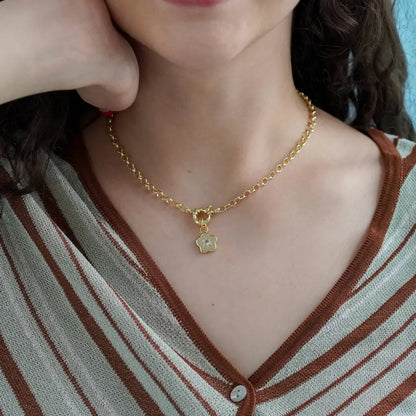 Junk Jewels Ltd - Retro Multi-Charm Chunky Chain Necklace Gold