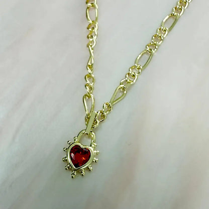 Junk Jewels Ltd - Ruby Heart Chunky Figaro Necklace Gold
