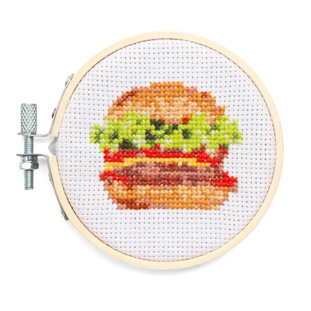 Kikkerland - Burger Mini Cross Embroidery Kit