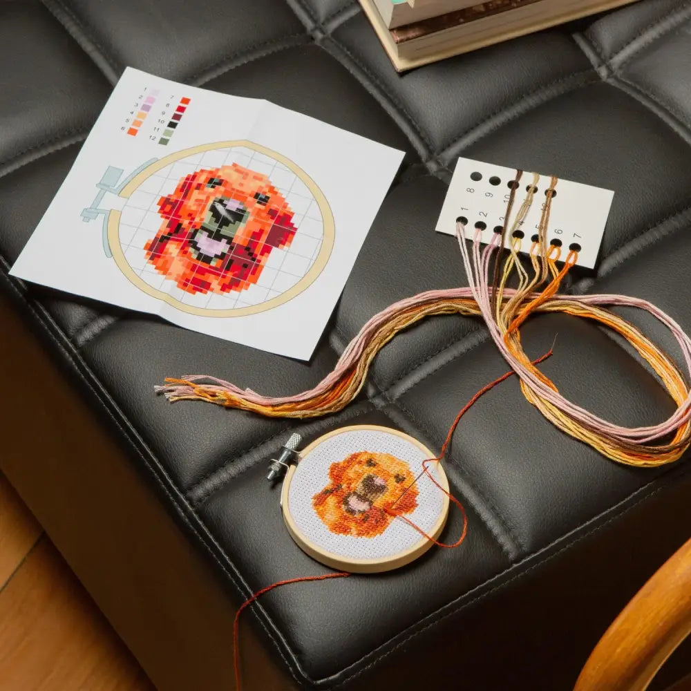 Kikkerland - Dog Mini Cross Embroidery Kit