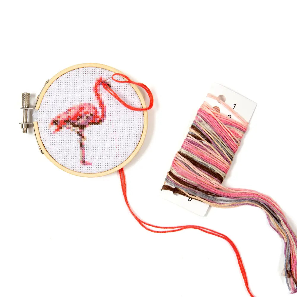 Mini Embroidery Kit Flamingo - PABOOM