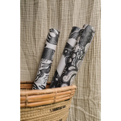 Lauren Marina - ’Blooming Meadow’ Nature-Themed Gift Wrap