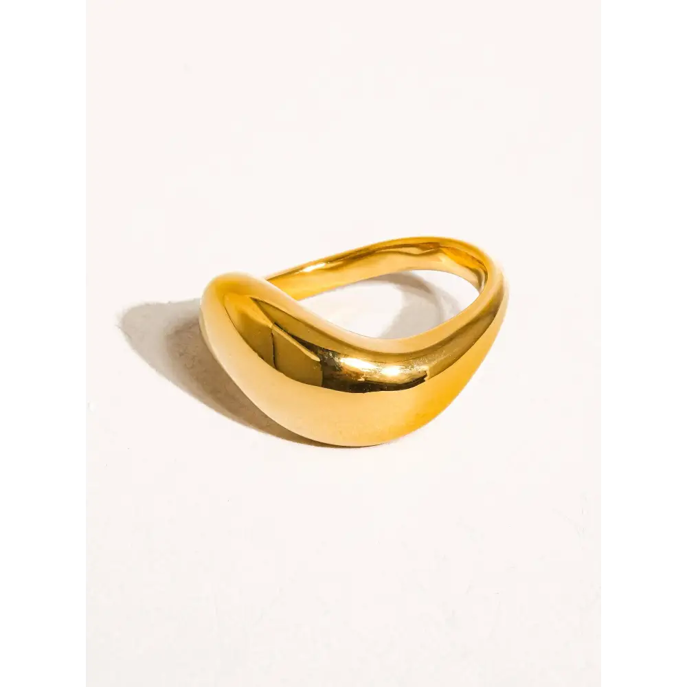 Erin 18K Non-Tarnish Classic Wavy Band - Yellow Gold