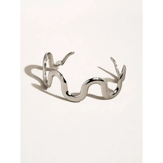 Félix 18K Gold Non-Tarnish Wavy Bold Statement Bracelet - Silver