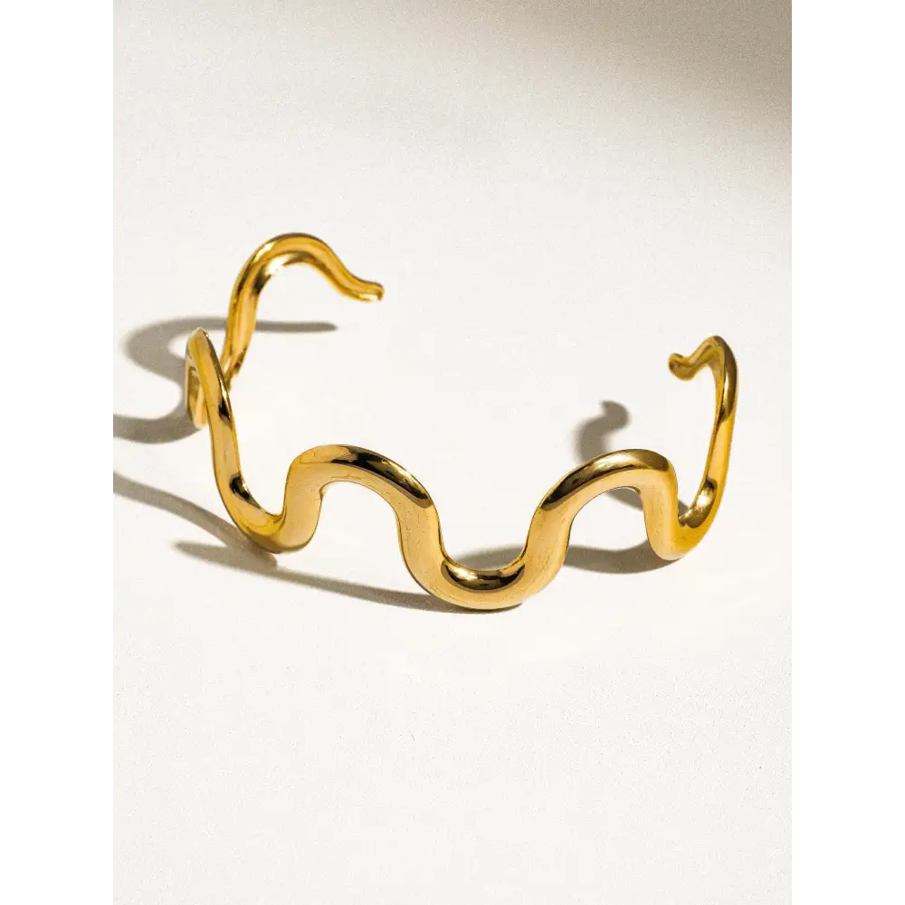 Félix 18K Gold Non-Tarnish Wavy Bold Statement Bracelet - PABOOM