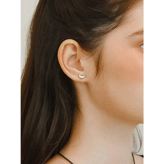 Gaëlle 18K Gold Petite Croissant Stud - PABOOM