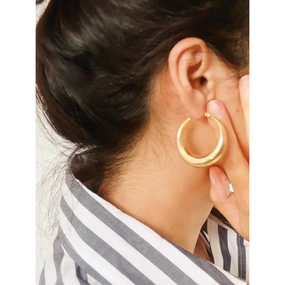 Maiq Accessories - Galene Classic Large Hoop Earring Yellow Gold