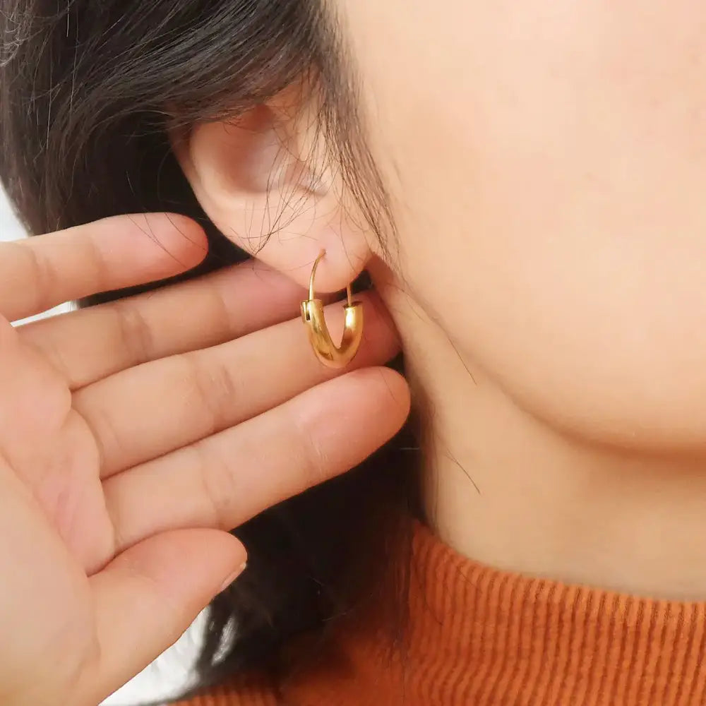 Mackenzie U-Shape Hoop Earrings - PABOOM