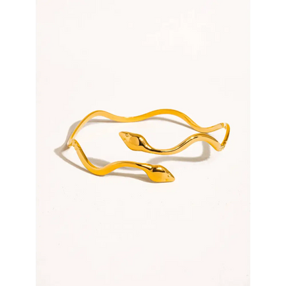 Maiq Accessories - Zofia Wavy Serpent Bracelet Yellow Gold