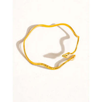 Maiq Accessories - Zofia Wavy Serpent Bracelet Yellow Gold