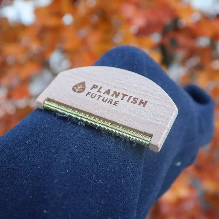 Plantish - Wooden Lint Remover