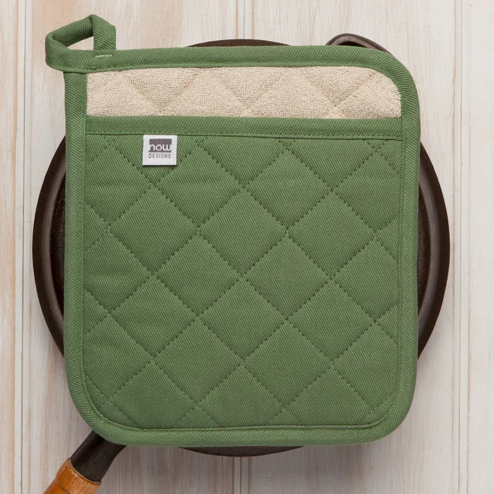 Close-up of the quilted stitching on the Elm Green potholder – PABOOM